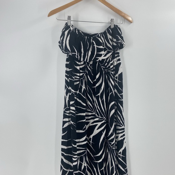 TYBEE ISLAND CLOTHING COMPANY black & white palm tree print strapless maxi dress - Picture 11 of 11